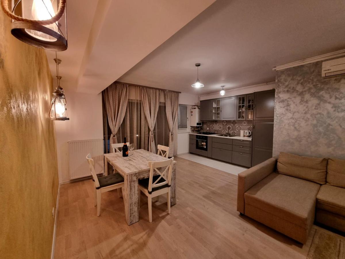 Park Residence 5, 2 Bedroom Apartment - Bed and Breakfast Boekarest