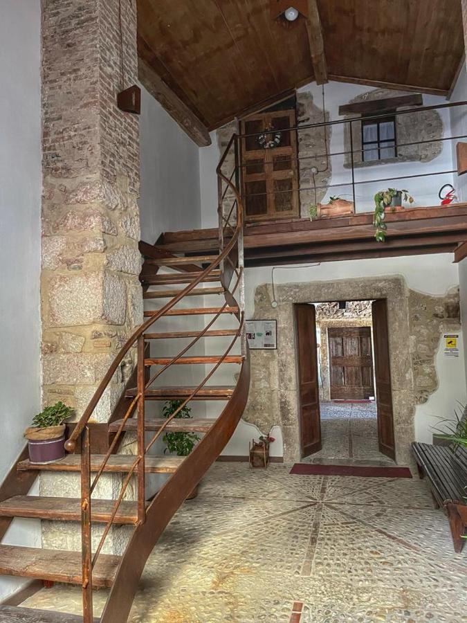 B&B Fornelli - DOMUS VELA - Bed and Breakfast Fornelli