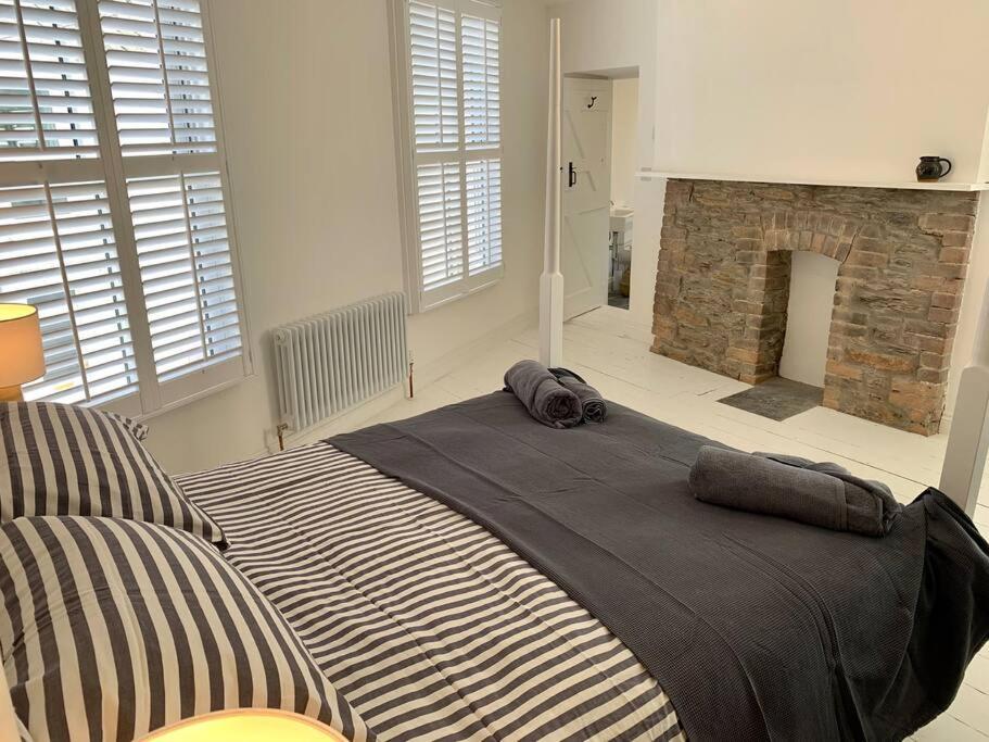 Luxurious cottage in the heart of Falmouth - Chambres d'hôtes Falmouth