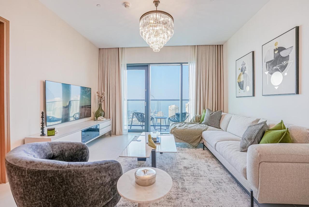 Modern 2BR High Floor Haven in Vida Dubai Marina - B&B Dubai