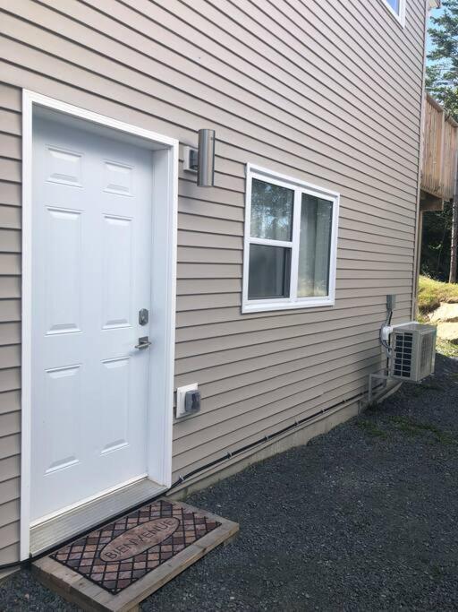 ChrisTon Exotic Suite - A Homey Suite - B&B Halifax