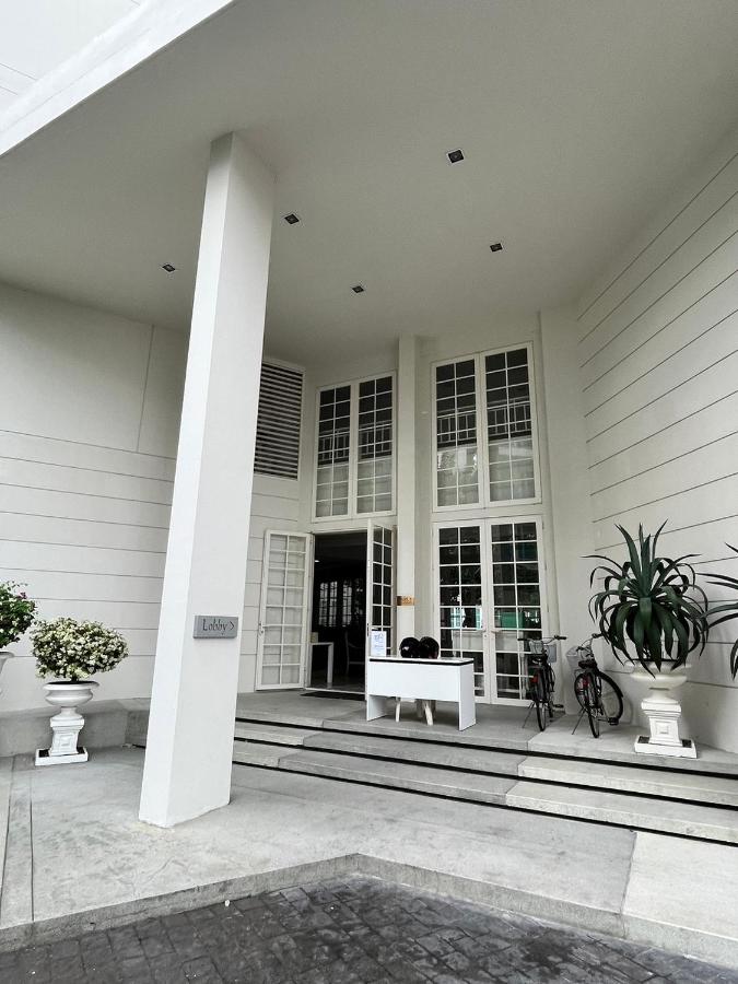 Summer Hua Hin by Patsara - Bed and Breakfast