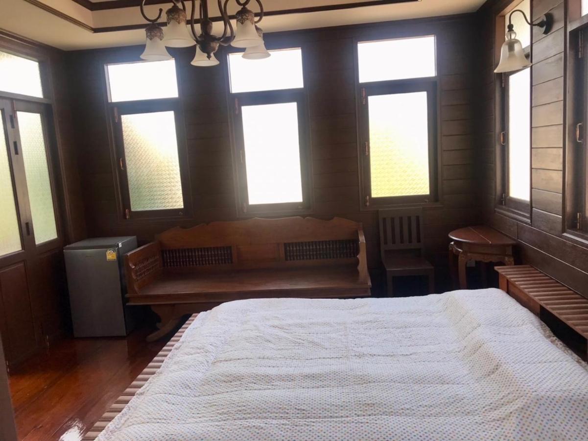 Habitación Doble con vistas a la montaña