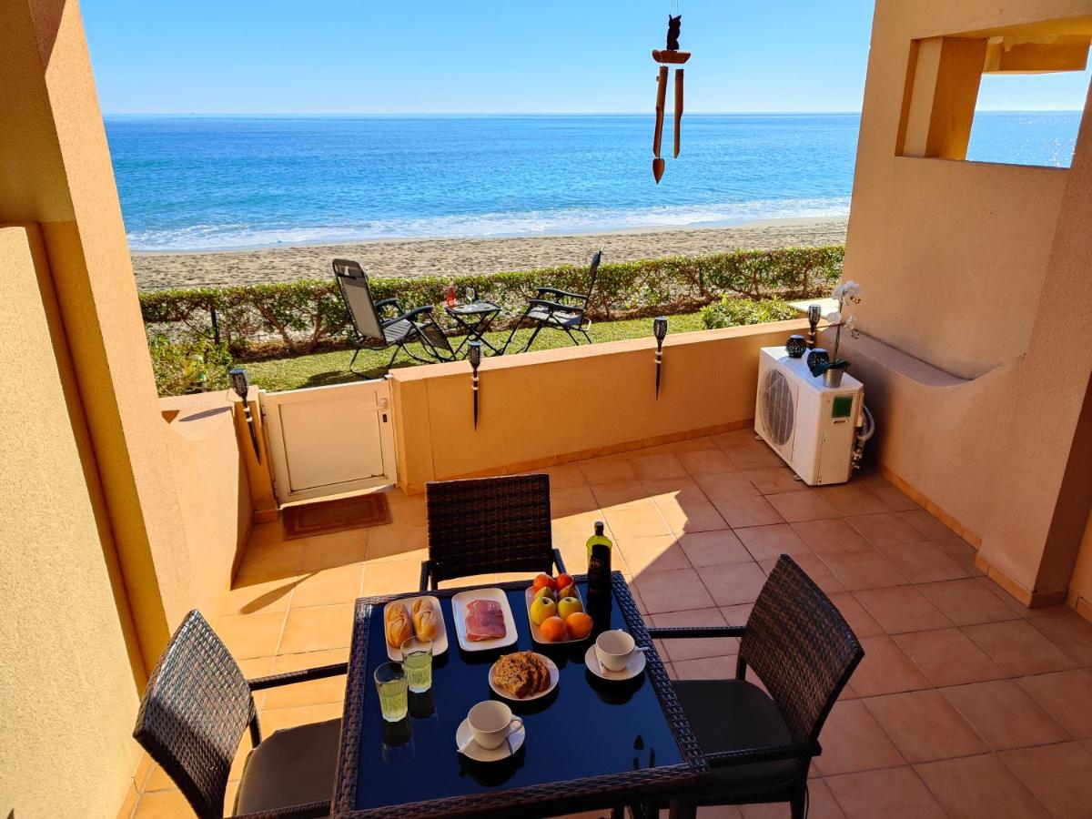 Primera línea de playa Naturista - B&B Vera