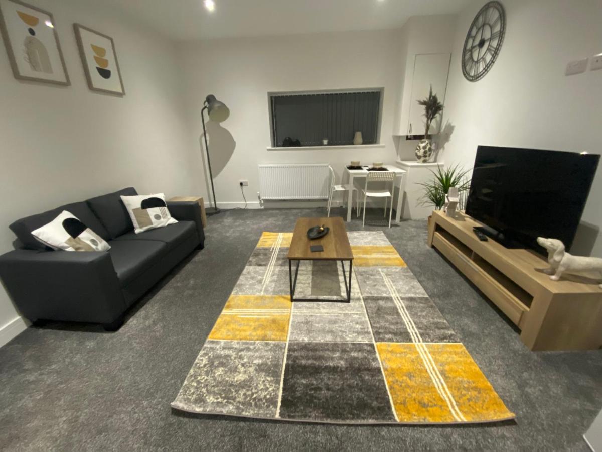 B&B Bolton - 1 bedroom apartments in Bolton town centre - Bed and Breakfast Bolton