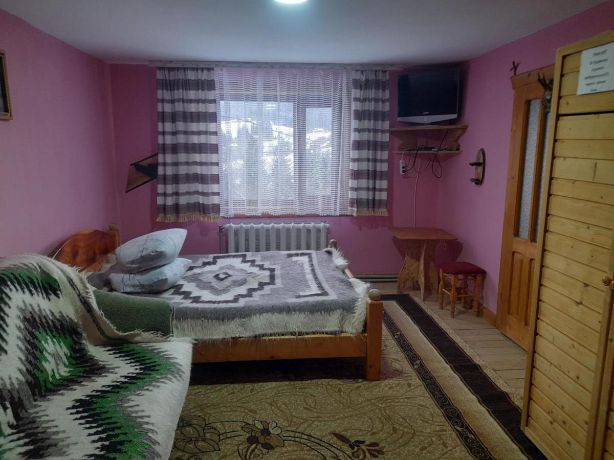 Camera Familiare con Vista Montagna