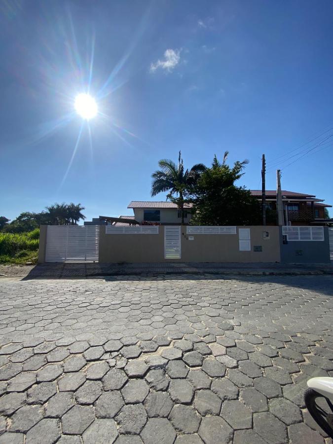 Casa Ampla em Mariscal - Bombinhas - B&B Bombinhas