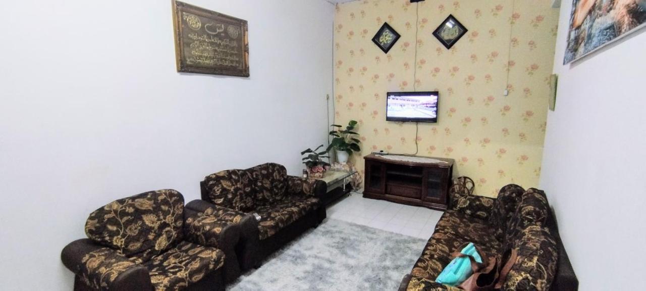 B&B Gurun - Homestay D'Murni - Bed and Breakfast Gurun