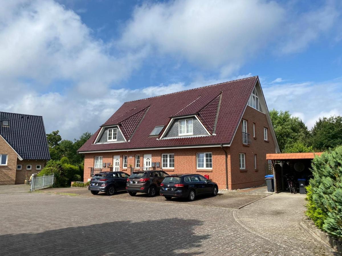 Traumhaftes Familiendomizil in Scharbeutz - Strand 500m, kostenlos Parken, Garten - Chambres d’hôtes