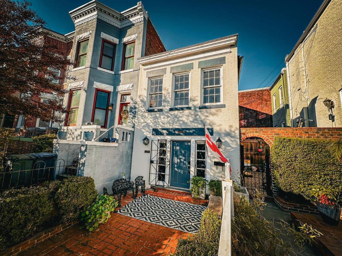 Capitol Hill Carriage House - B&B