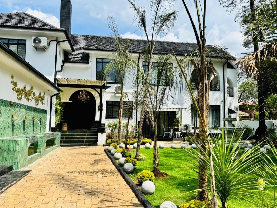 B&B EMalahleni - C'est La Vie Boutique Hotel - Bed and Breakfast EMalahleni