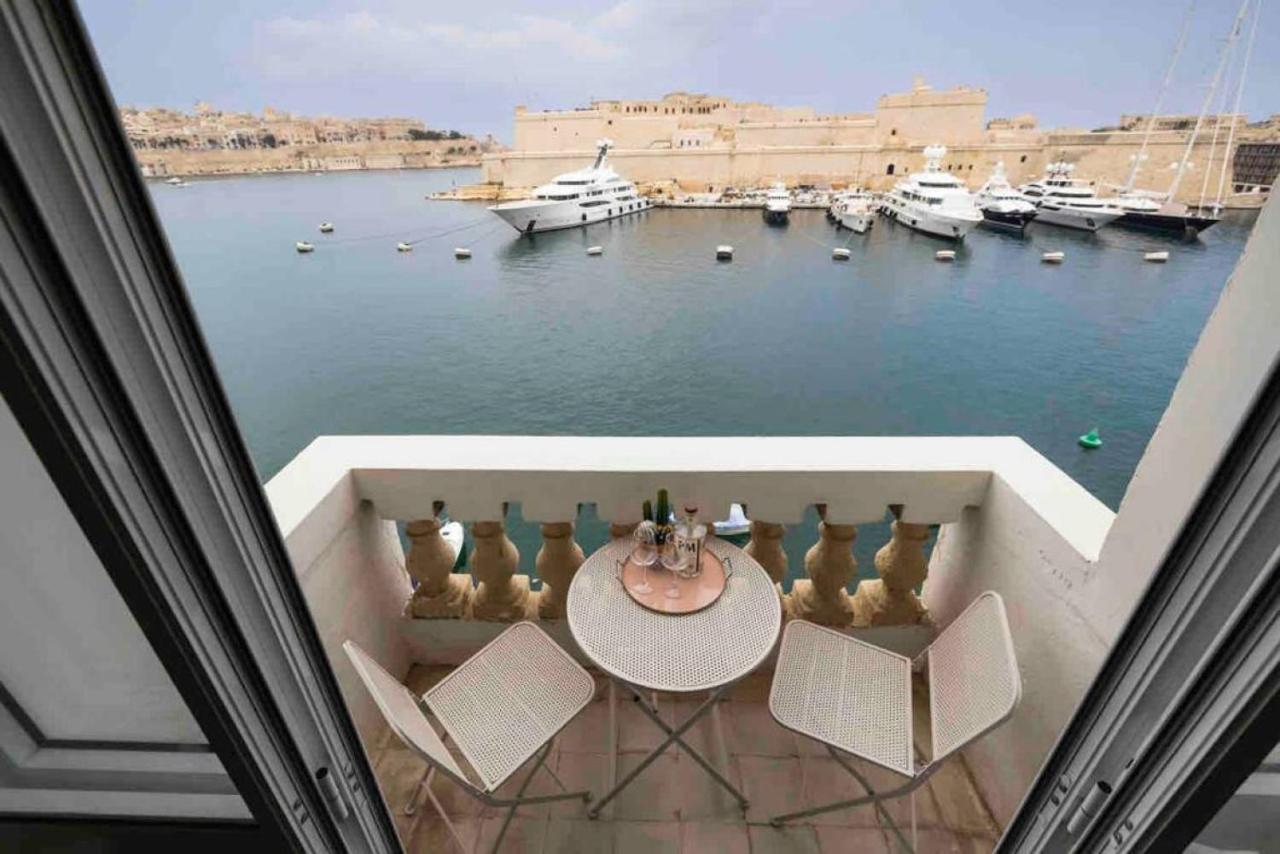 Harbour view - B&B Senglea