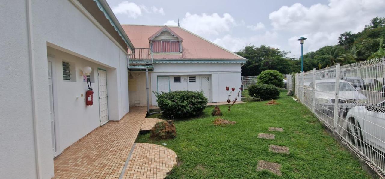 Sud Madinina - Sainte Anne - B&B