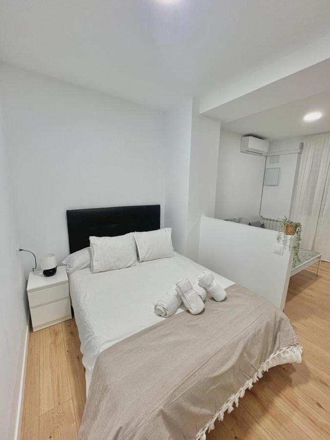 B&B Madrid - Lofts 4Towers - La Paz - Bed and Breakfast Madrid