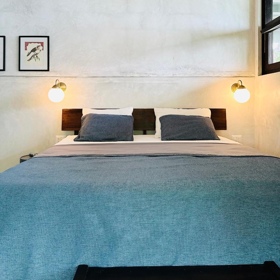 Kamer met Kingsize Bed en Uitzicht op Zee