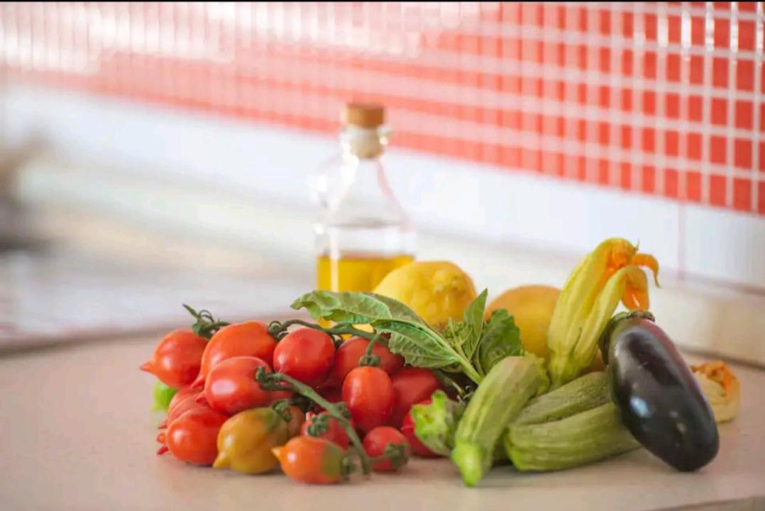 In Amalfi coast: Bouganvillea Romantica Casa vista mare - Chambres d’hôtes Furore