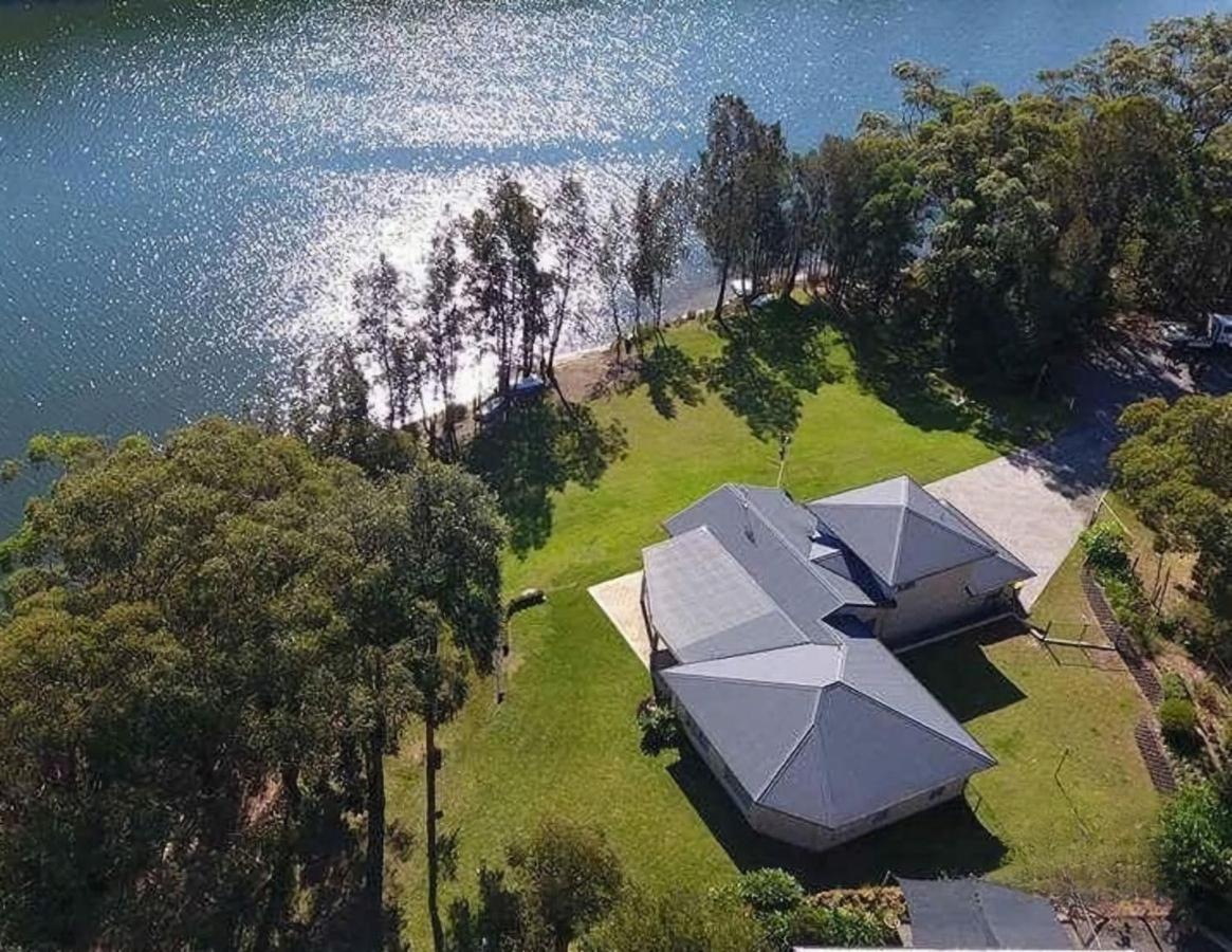 Atlantis on lake conjola - B&B