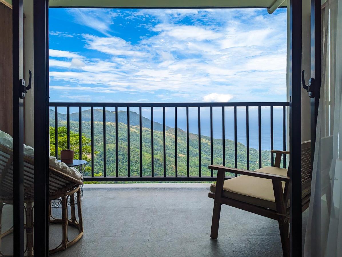 Deluxe Double or Twin Room with Sea View