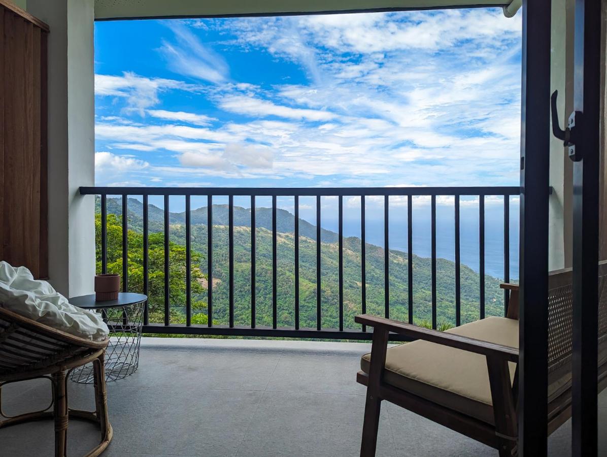 Deluxe Double or Twin Room with Sea View