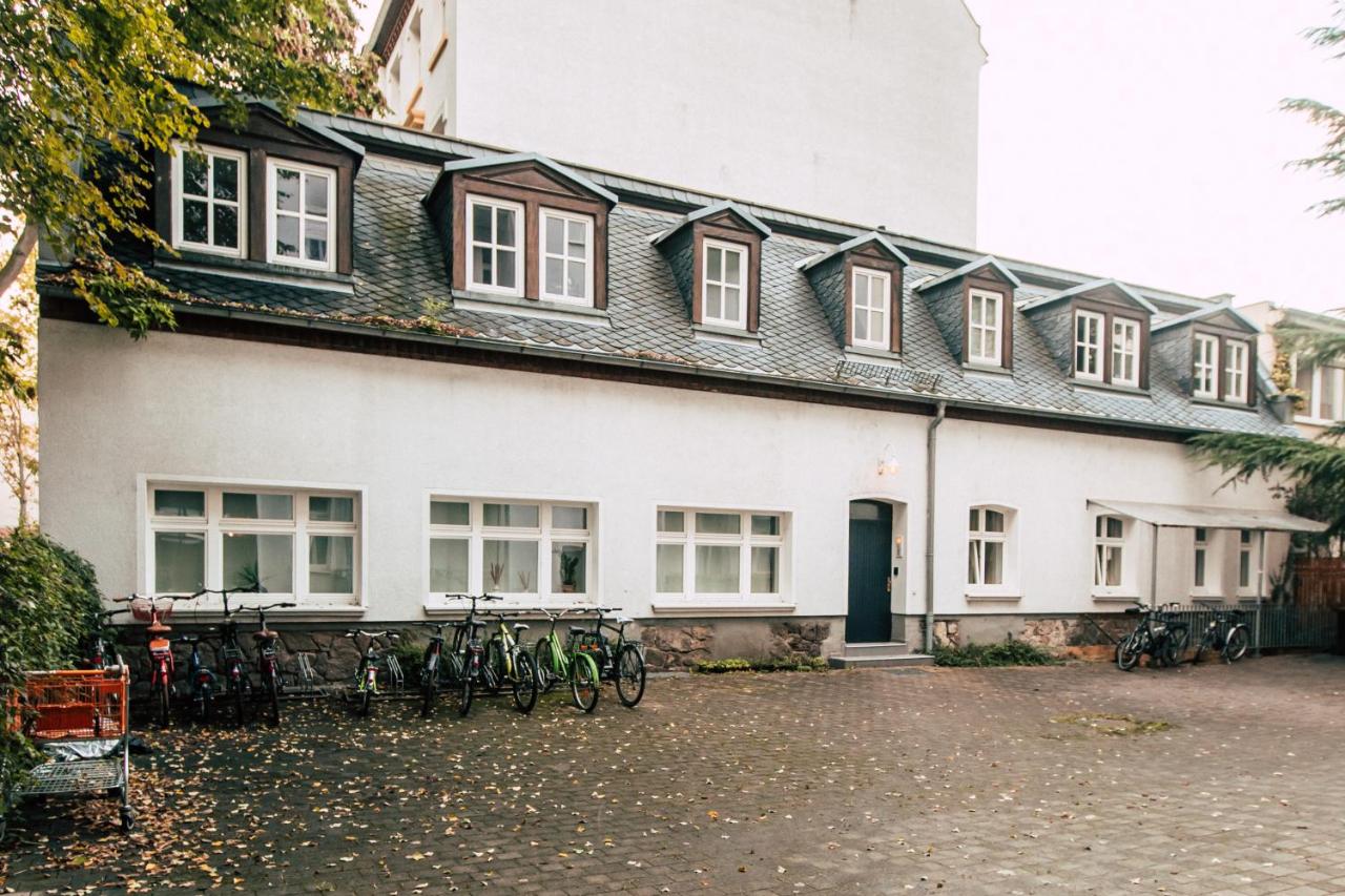 Luga Homes - Chausseehaus - Ferienwohnung Leipzig