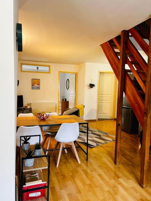 B&B Mirecourt - Appartement Centre Mirecourt - Bed and Breakfast Mirecourt