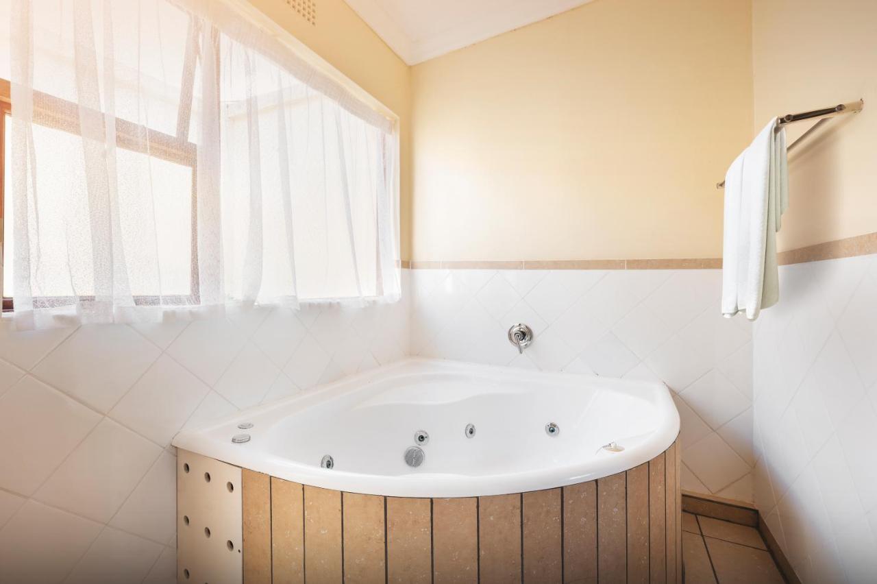 Temba Private Game Reserve - B&B