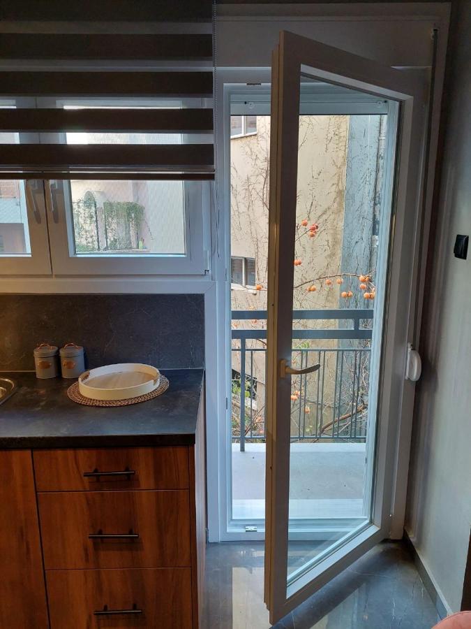 SALOMI LUXURY SUITES - Ferienwohnung