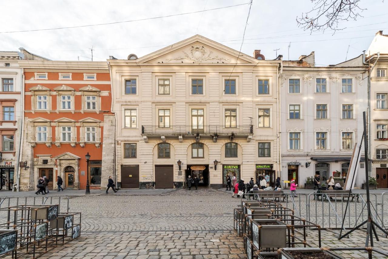 InshiApartments on Rynok Square - Ferienwohnung Lwiw