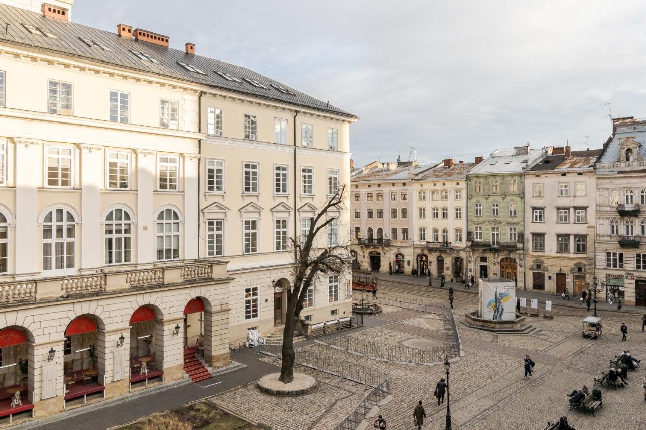 InshiApartments on Rynok Square - B&B