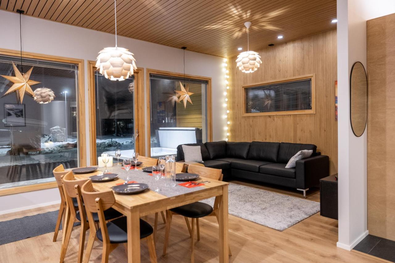 B&B Rovaniemi - Premium Lapland Villa with jaguzzi - Bed and Breakfast Rovaniemi
