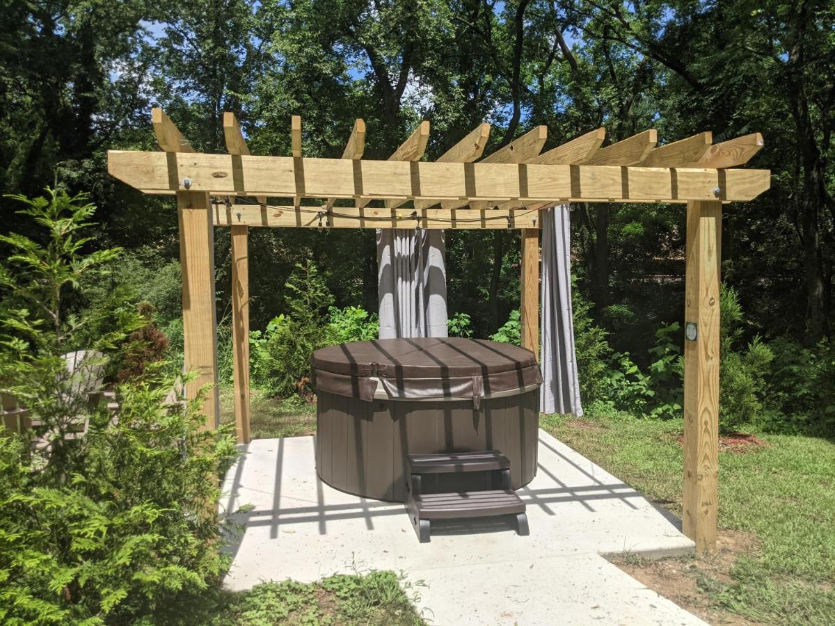 Lookout Tiny Cabin 5 Min To Downtown Chattanooga - Chambres d’hôtes