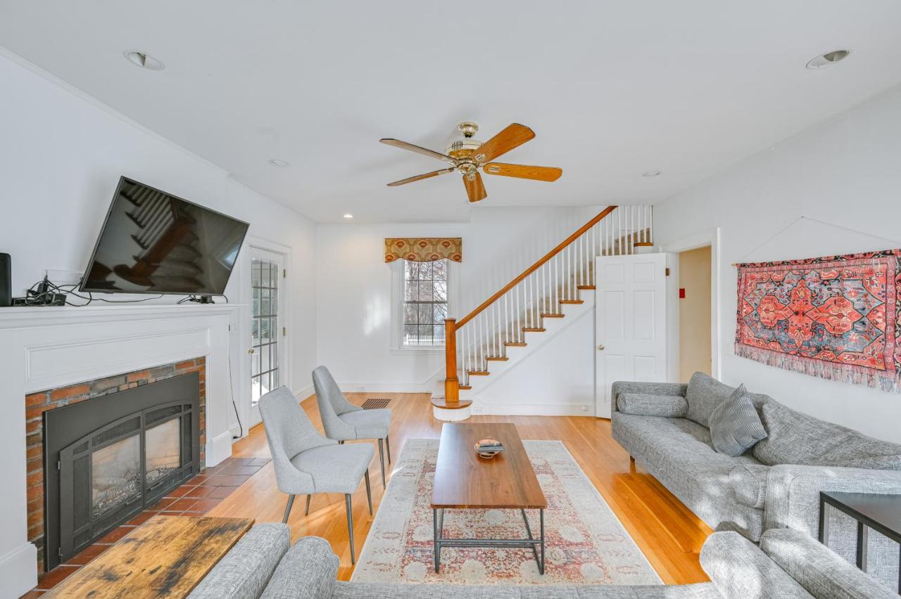 Home with Backyard about 2 Mi to Downtown Lexington! - B&B