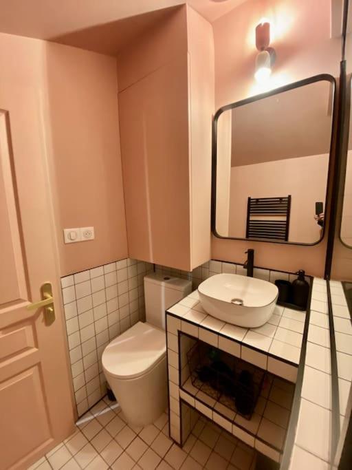 Charmant cocon sous les toits de Bordeaux - B&B