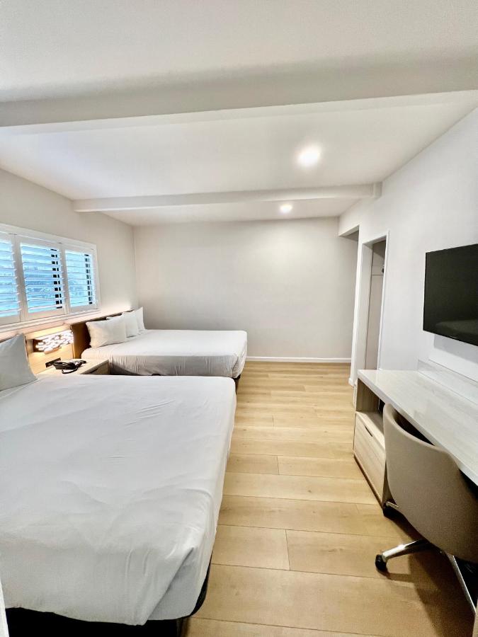 Deluxe Room, 2 Queen Beds, Non Smoking