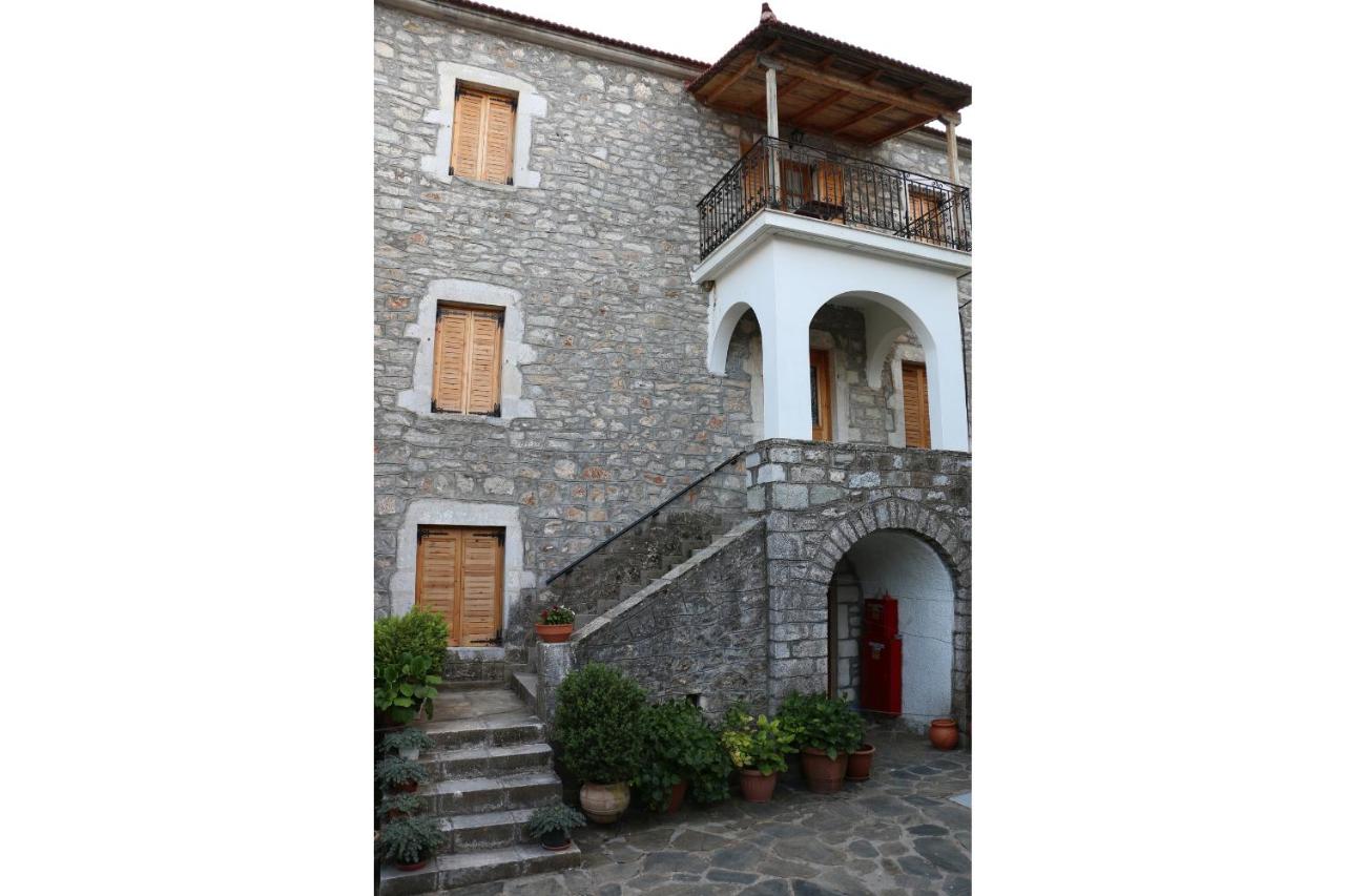 Maleatis Apollo Guesthouse - B&B