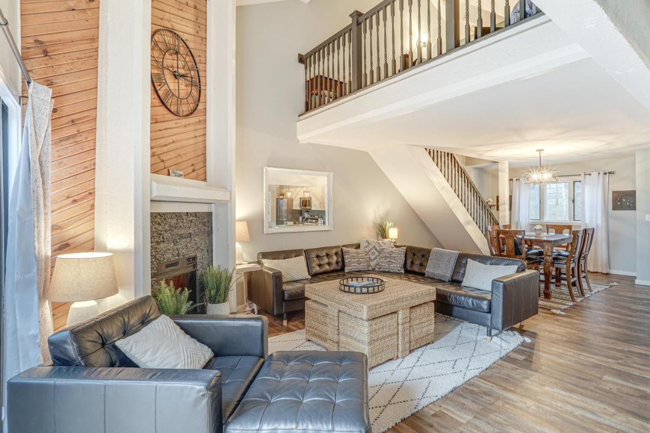 Osage Beach Condo with Indoor Pool and Lake View! - Bed and Breakfast Osage Beach