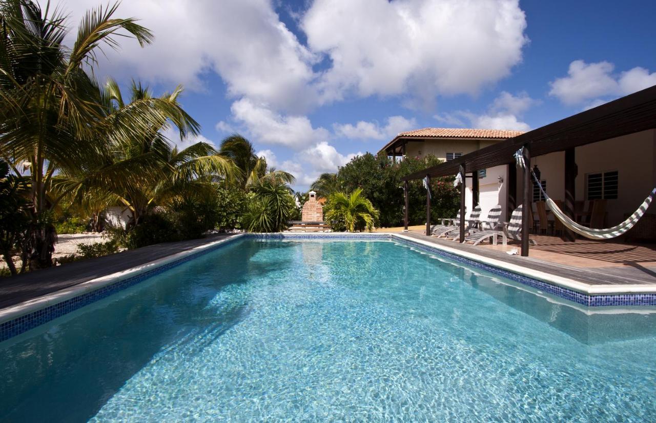 Kas Vis with Private Pool in Upscale Punt Vierkant - B&B Kralendijk