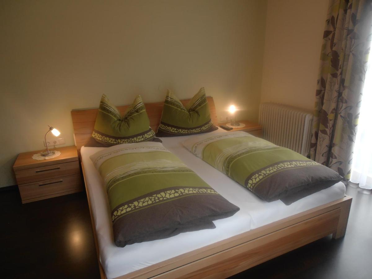 Doppelzimmer mit Balkon