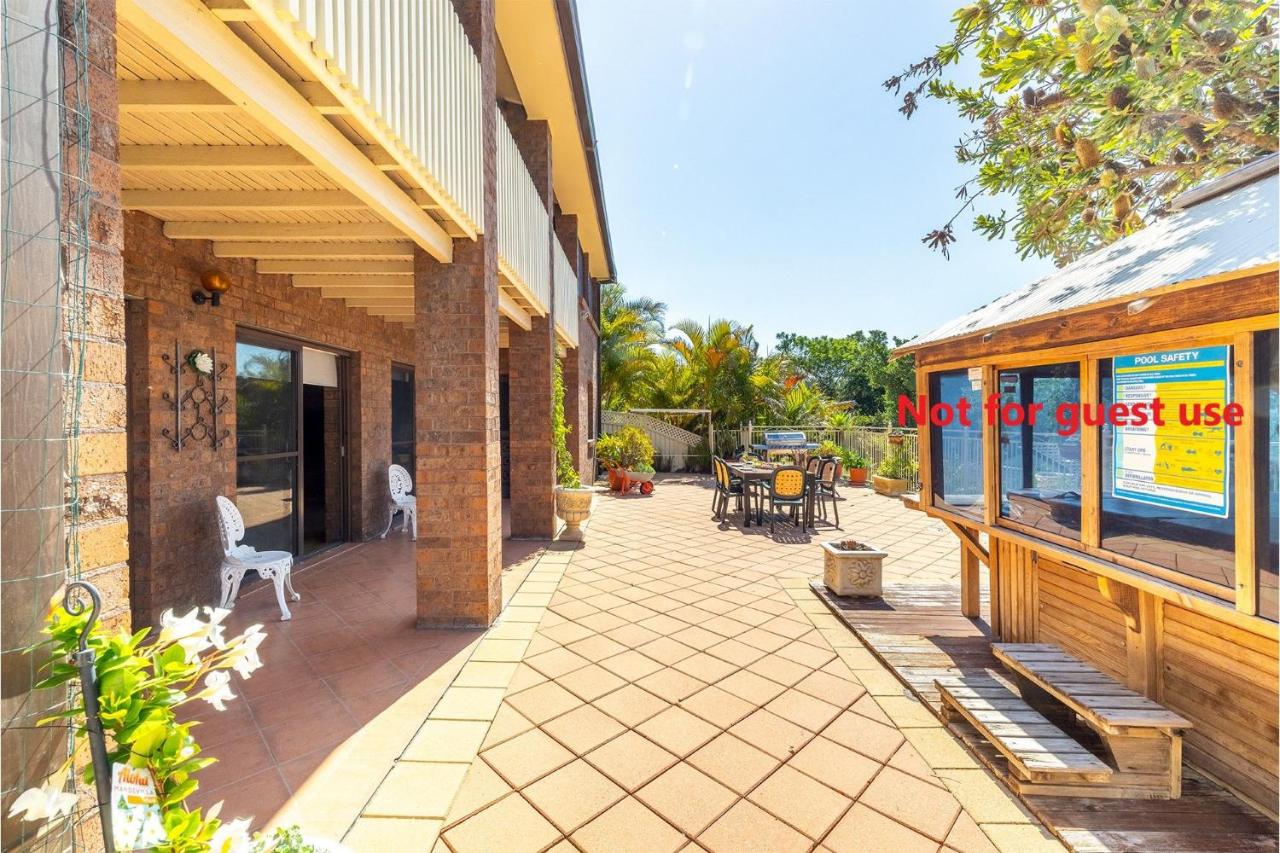 Casa Carinho, 24 Wallawa Rd - spectacular water views, pet friendly, air con and Wi-Fi - B&B