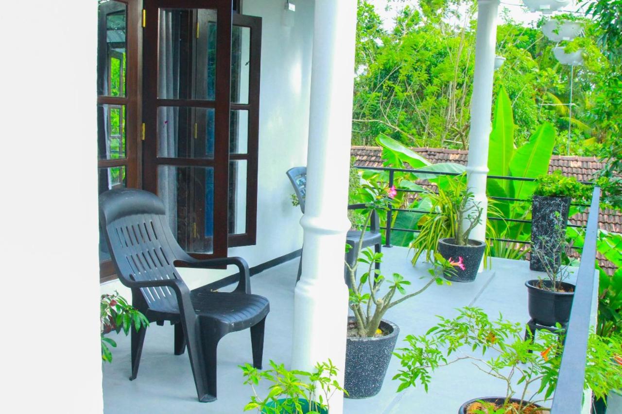 SunMoon villa - Ferienwohnung Ahangama