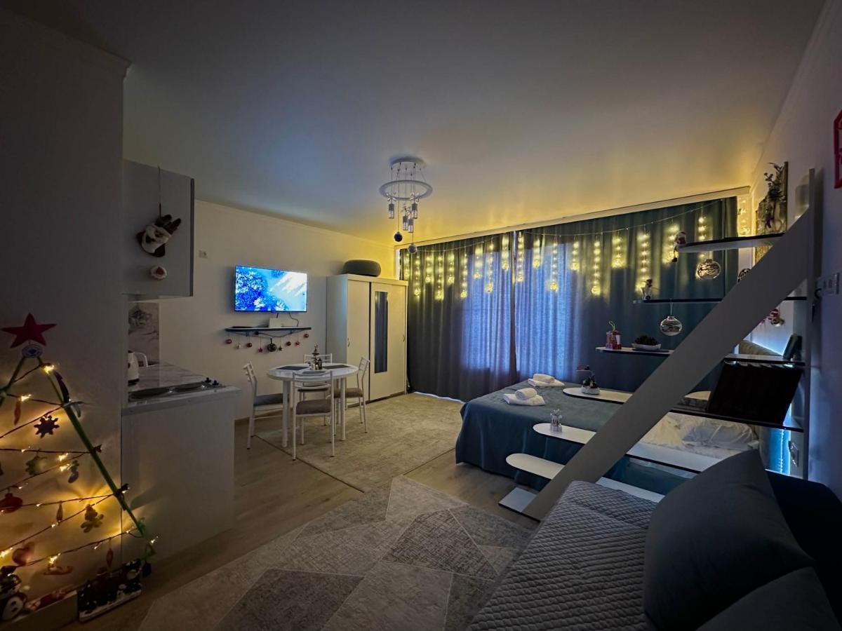 Raduga West 'Azure' Apartment - B&B Kosh-Köl