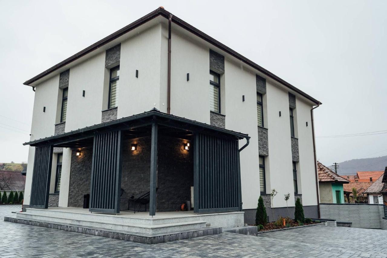 Gerab Resort - B&B