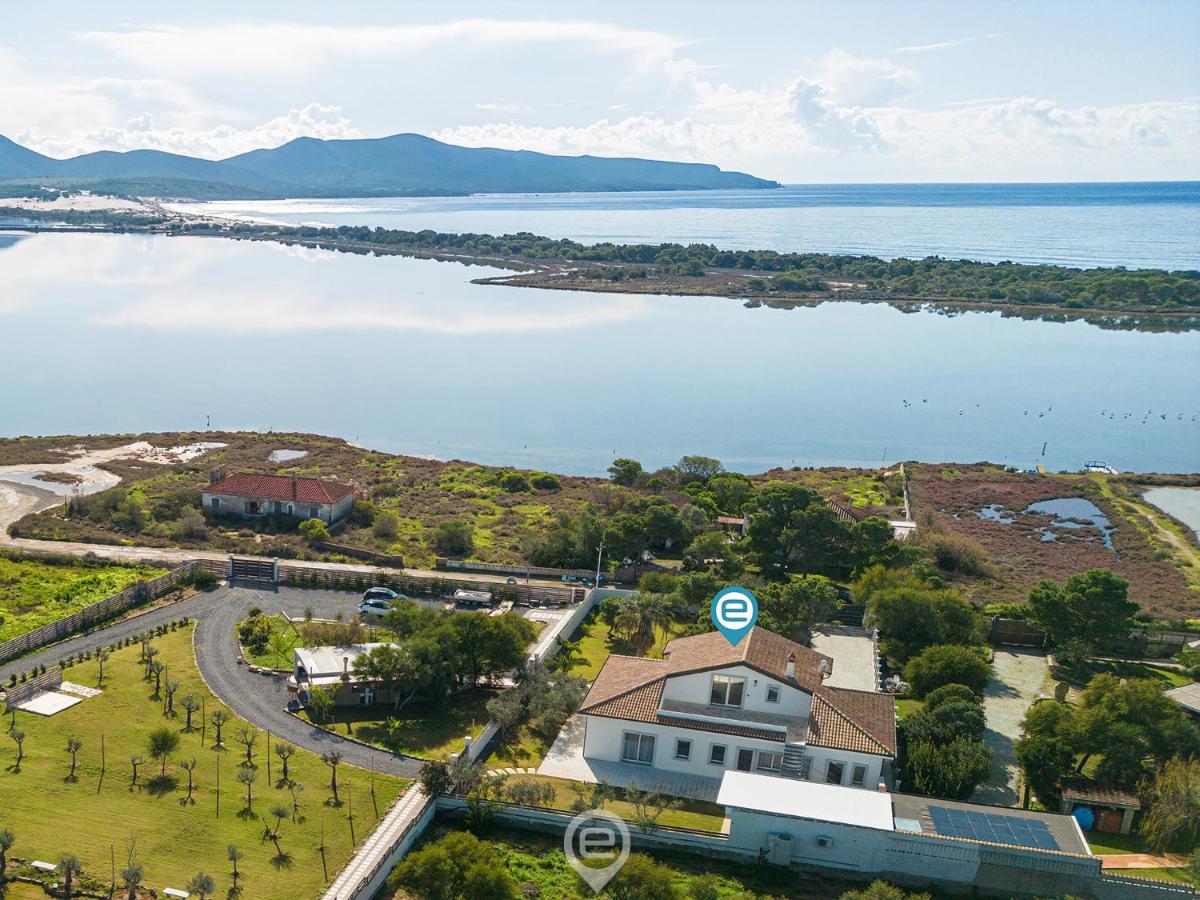 Golden Dunes Villa - B&B Porto Pino