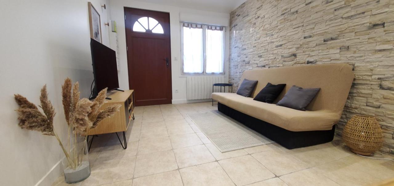 B&B Orly - Orly Serenity House Paris 20min Aéroport 12min Parking gratuit - Bed and Breakfast Orly