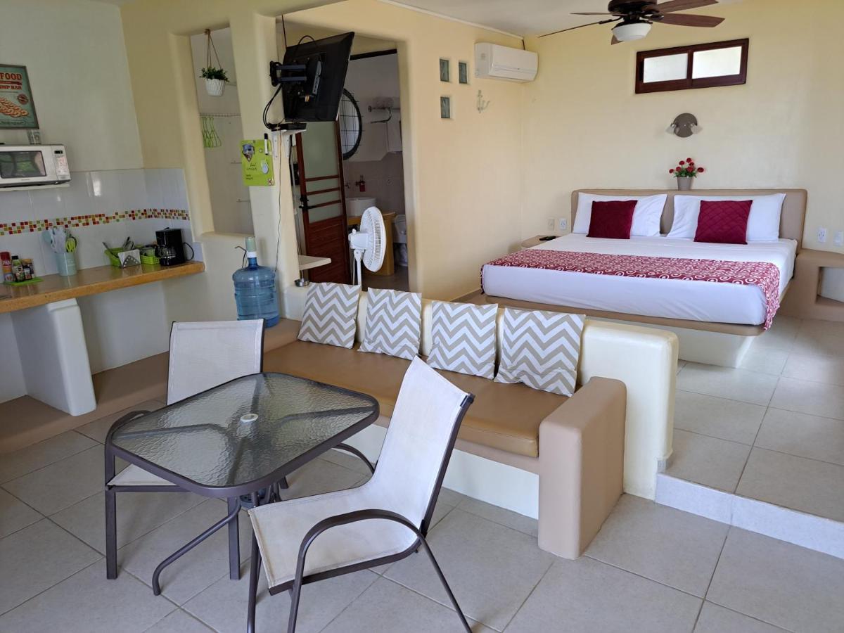 Studio Apartment with Sea View