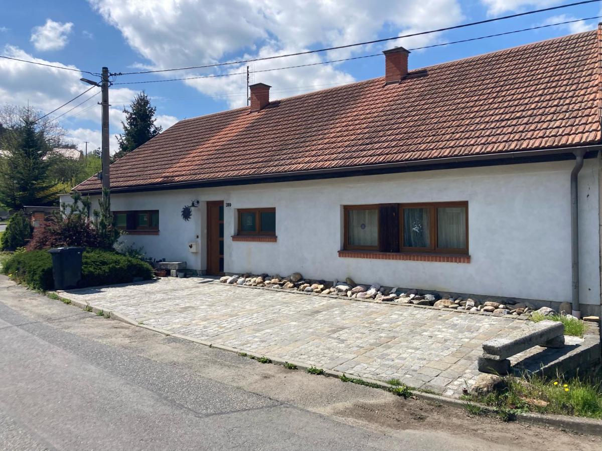 Rekreační dům Pod Třešní Střílky - Chambres d’hôtes