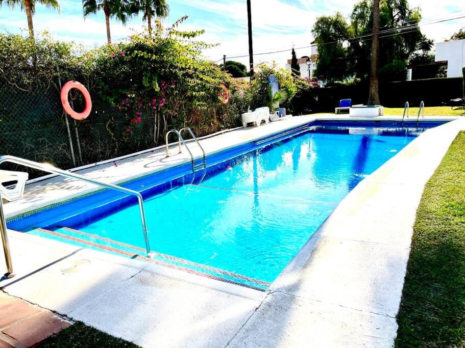 Marbella 8 Personas Piscina Wifi - B&B Marbella