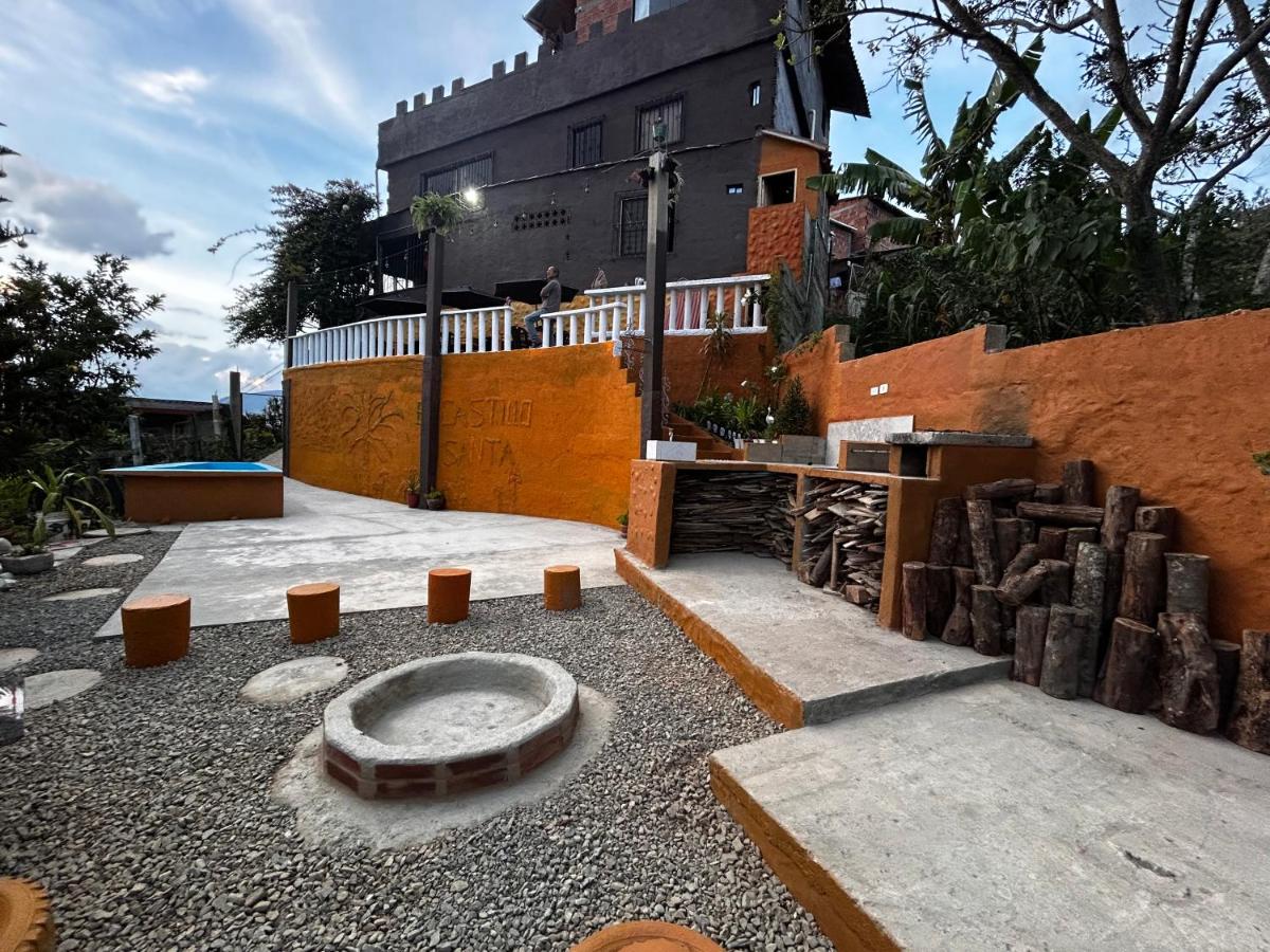Hotel Hostal El Castillo Santa - B&B