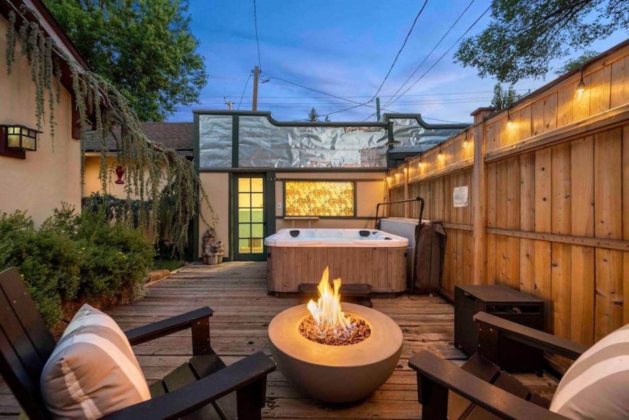 Desert Modern Downtown Flagstaff Unit with Hot Tub - Ferienwohnung