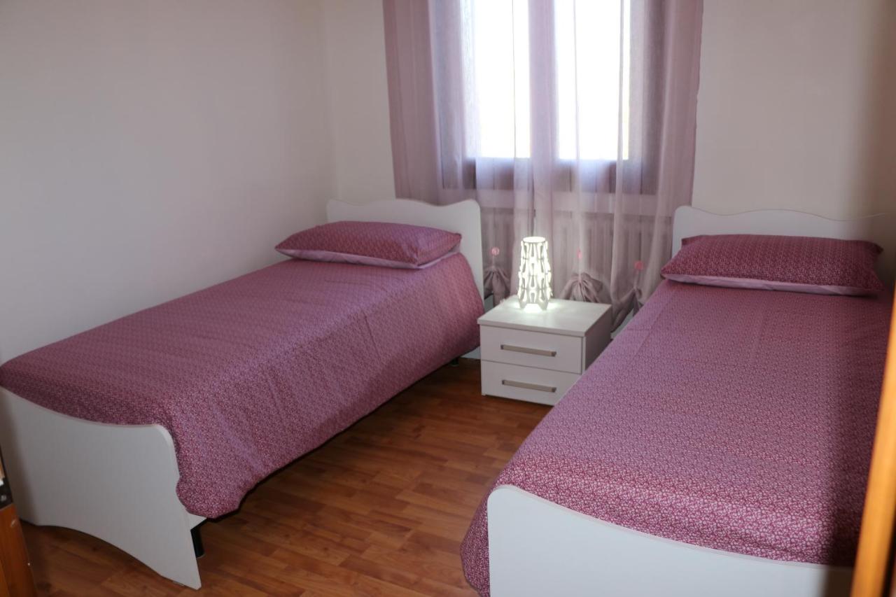 One-Bedroom Apartment with Garden View